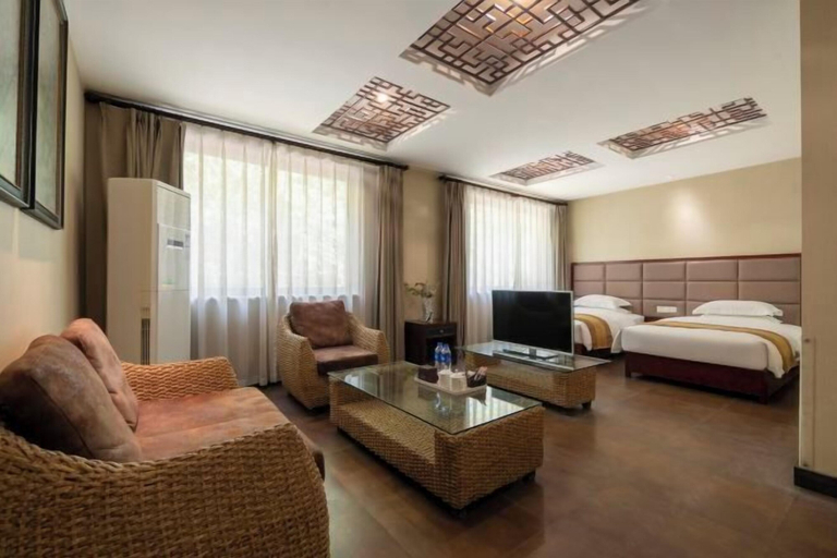 Bedroom 5, Xianning Hot Spring Valley Resort, Xianning