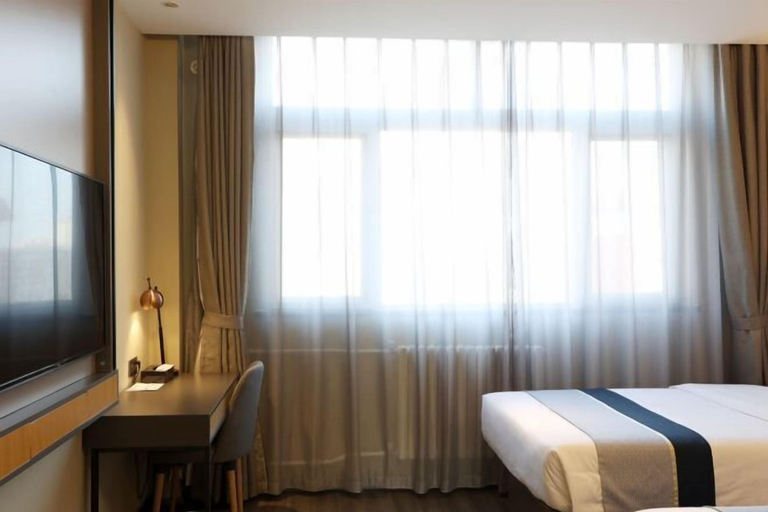 Bedroom 3, Homeinn Selected Hotel (Beijing Deshengmen Outer Street), Beijing