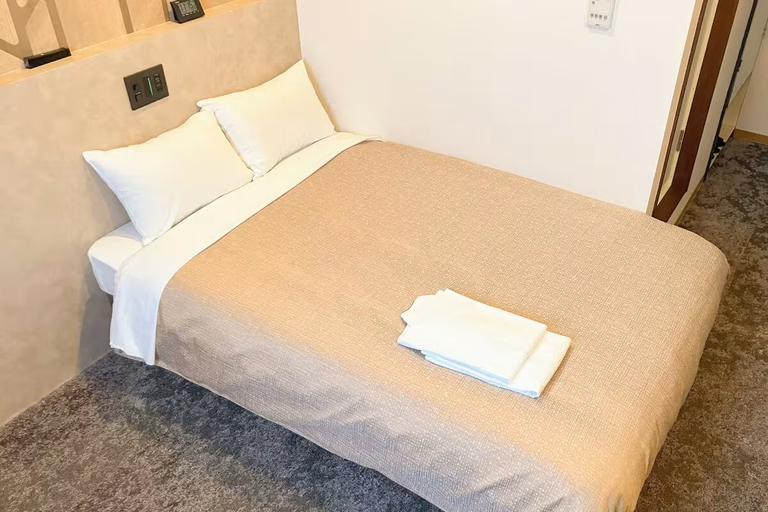 Bedroom 3, Hotel Livemax Tendo, Tendo