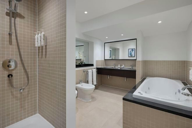 Bathroom 4, Delta Hotels Peterborough, Peterborough
