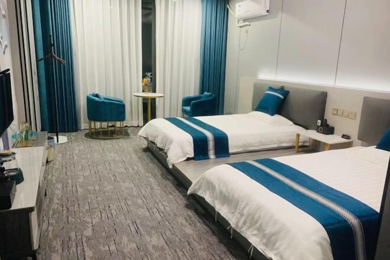 Bedroom 5, Old Village Chief Hostel, Taizhou