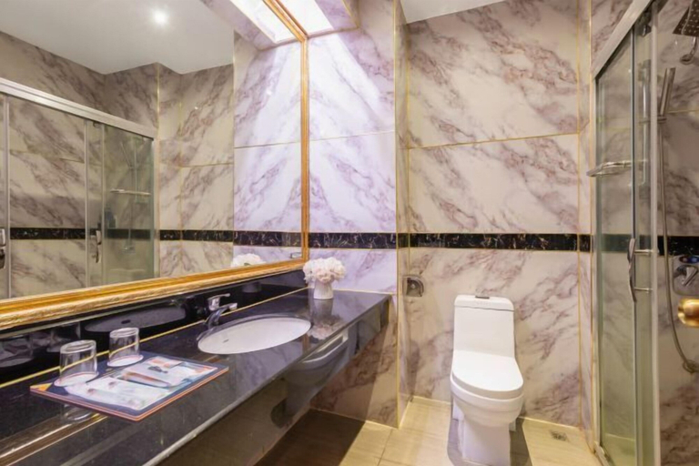 Bathroom, Jianglong Hotel (Dongguan Houjie Wanda Plaza), Dongguan