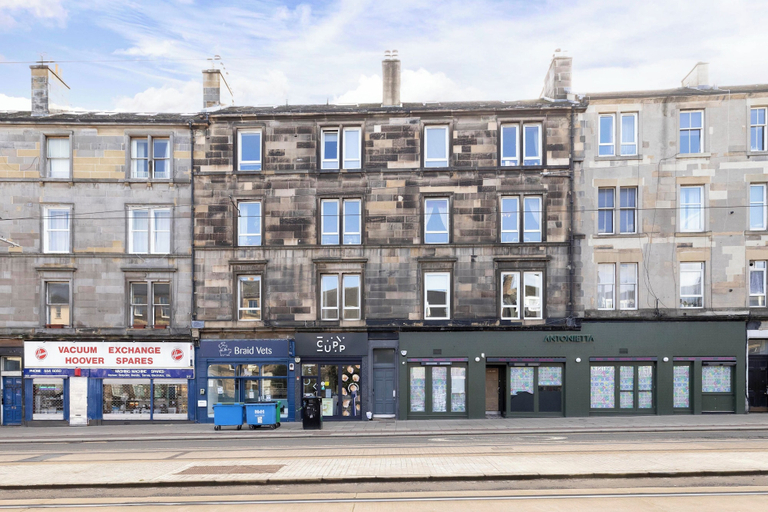 Exterior & Views 2, JOIVY Cosy 3bed Family Flat near Leith, Edinburgh