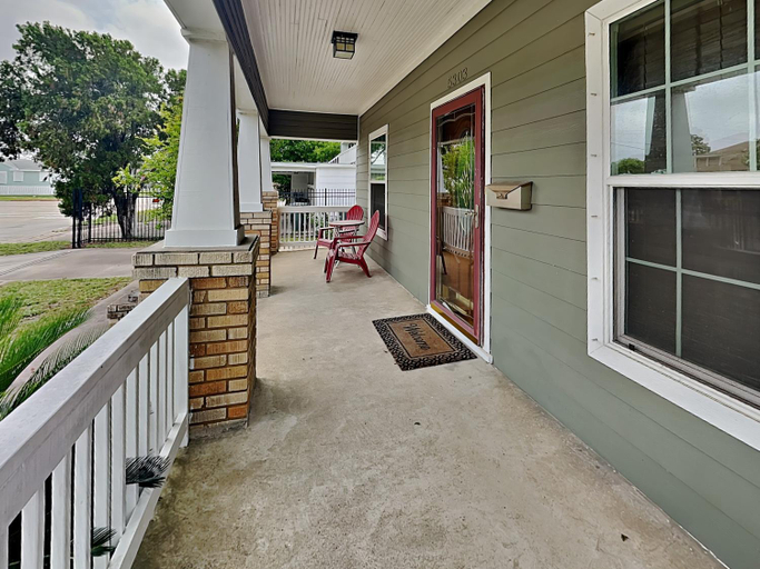Others 5, Hidden Haven, Galveston