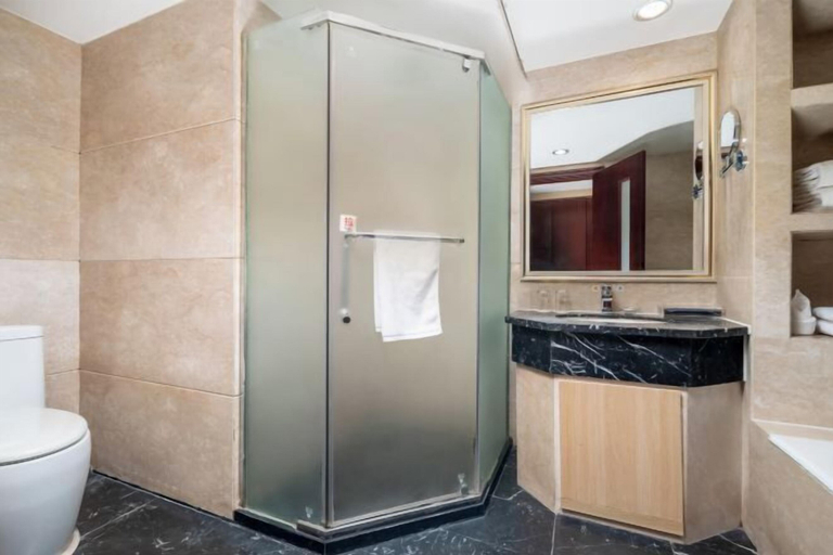 Bathroom 4, Kashi Laining Hotel, Kashgar