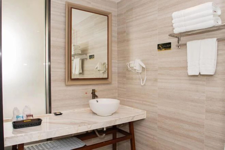 Bathroom 4, Babala Hotel (Guangzhou Dagang), Guangzhou