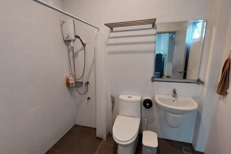 Bathroom, Raiyaa Farmstay & Camping (Rai Ya Thai Pe Kaeng Kra Chan), Kaeng Krachan
