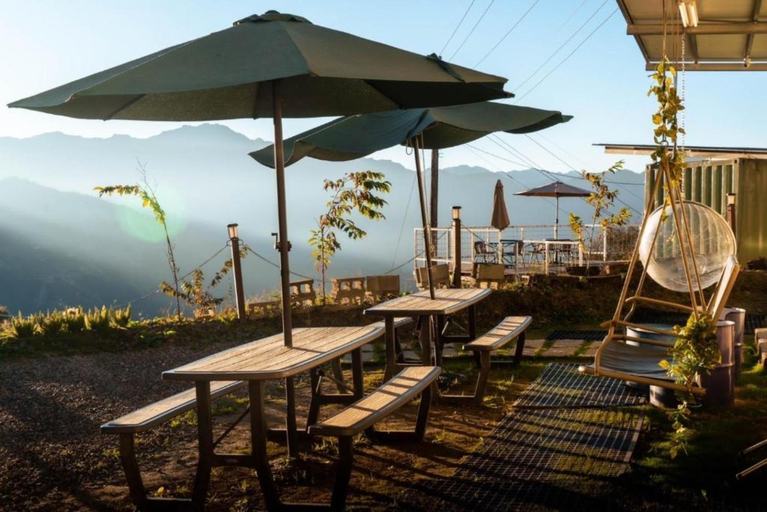 Food & Drinks, Water Swing BnB, Nantou