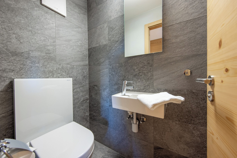 Bathroom 4, SWISSPEAK Resorts by Pierre & Vacances Premium Vercorin, Sierre