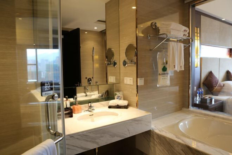 Bathroom 3, Plum Garden International Hotel, Sanming