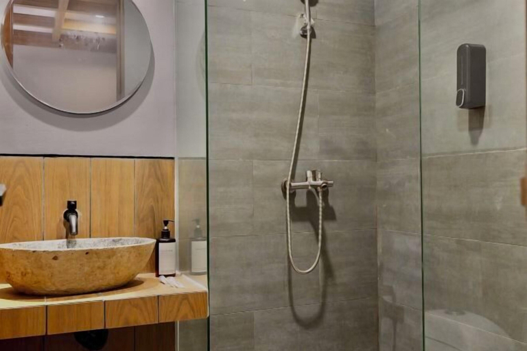 Bathroom 3, The Ryokan Semarang, Semarang
