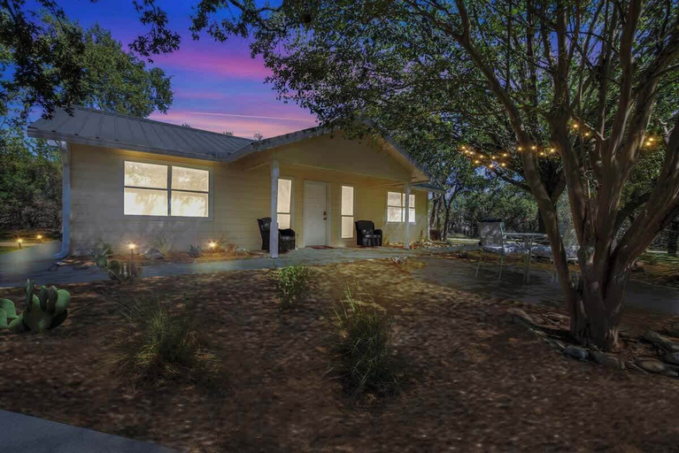 Exterior & Views 2, Weitz Getaway With Private Pool Two Hot Tubs, Gillespie