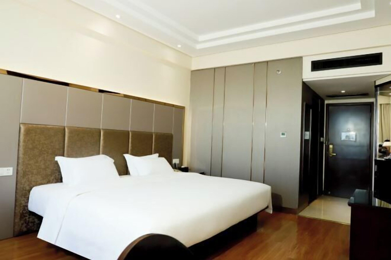 Bedroom 3, Crystal Hotel, Huizhou