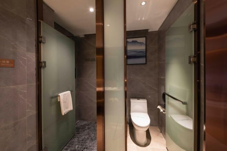 Bathroom 3, Chongzuo Daxin Zhanpeng International Hotel, Chongzuo