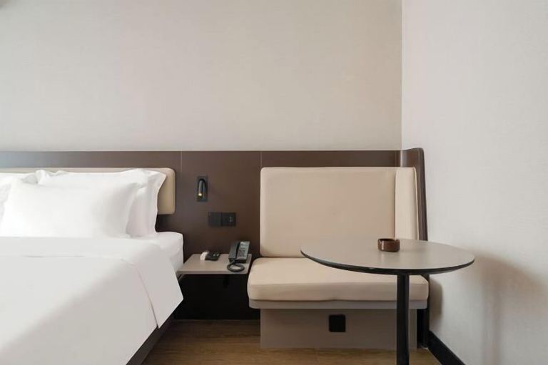 Bedroom 3, HanTing Hotel (Xiamen Wenzao The MixC), Xiamen