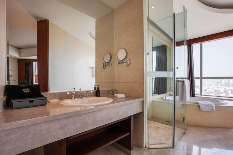 Bathroom, Jurong Yukun MOLTON Hotel, Chuzhou