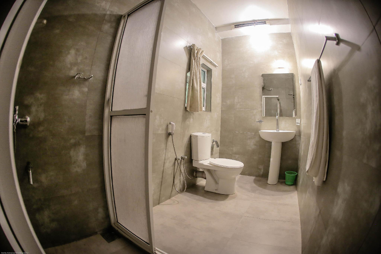 Bathroom, Funk Bunks - Kandy, K.F.G. & G. Korale