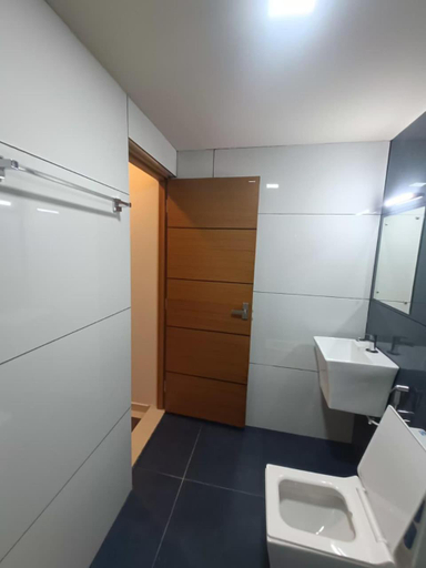 Bathroom 4, Diga vista resorts, Palakkad