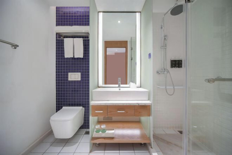 Bathroom 3, Kyriad Marvelous Hotel (Shanghai Daning International Plaza), Shanghai