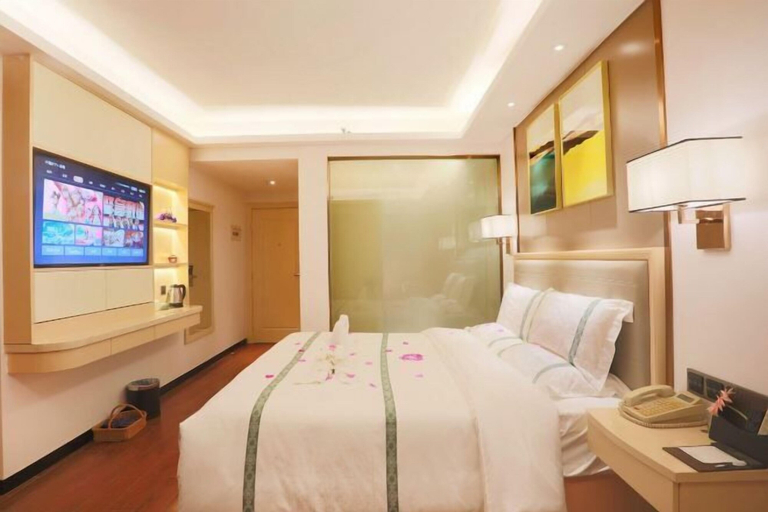 Bedroom 5, Bao Jia Business Hotel, Haikou