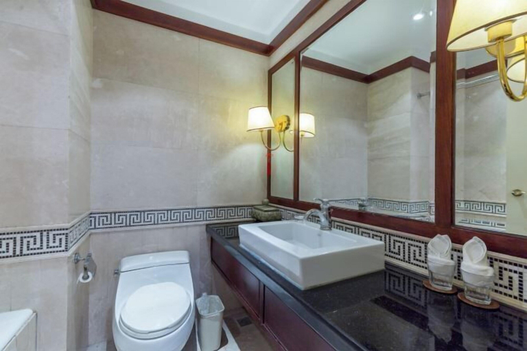 Bathroom 3, Lvcheng Club, Shanghai