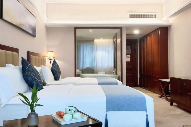 Bedroom 3, Dong Zheng International Hotel, Hechi