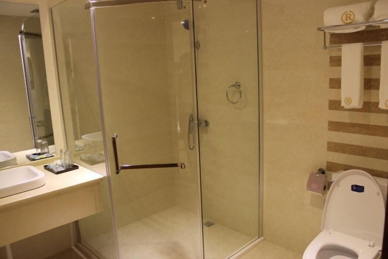 Bathroom 3, Home Inns in Liushi Yueqing, Wenzhou
