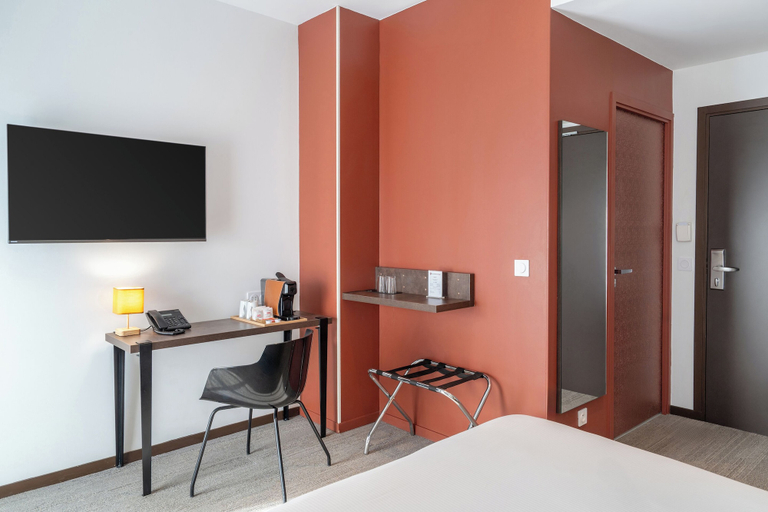 Bedroom 4, Best Western Plus Central Park Hotel & Spa, Charente-Maritime