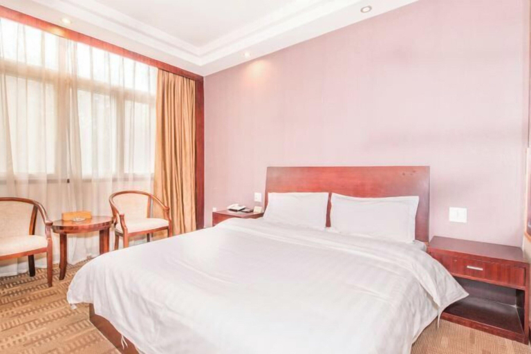 Bedroom 3, Yindu Hotel, Jiaxing