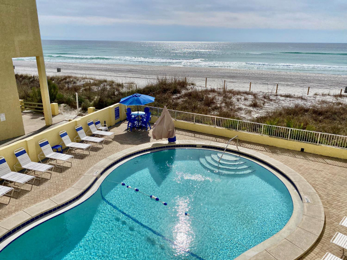 Sport & Beauty 2, Continental Condominiums, Bay