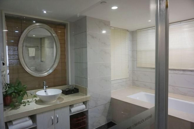 Bathroom 4, GREEN JOURNEY INN, Suzhou
