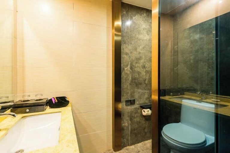 Bathroom 4, Fenghua Lizhi Hotel, Suqian