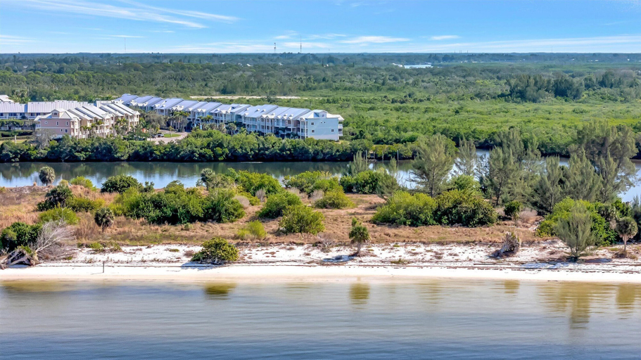 Exterior 4, Mangrove Point Townhome, Hillsborough