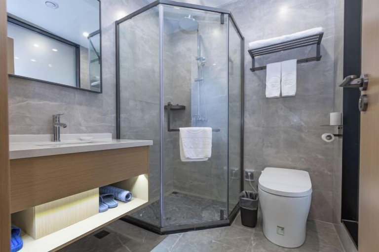 Bathroom 4, Academic Exchange Center of Central China Normal University (Guiyuan Hotel), Wuhan