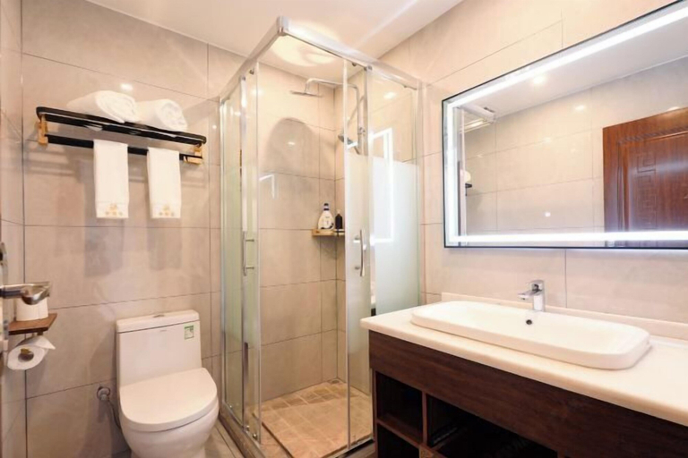 Bathroom 3, Nanyue Vegetarian Hall, Hengyang