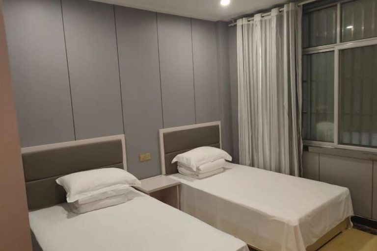 Bedroom 2, Wenquan Hostel, Anqing