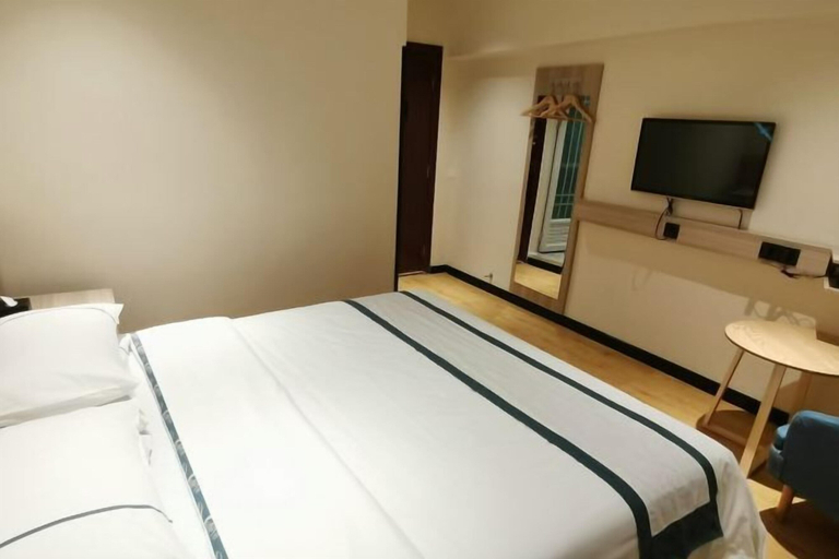 Bedroom 1, Sunshine Express Hotel(Haikou international trade store), Haikou