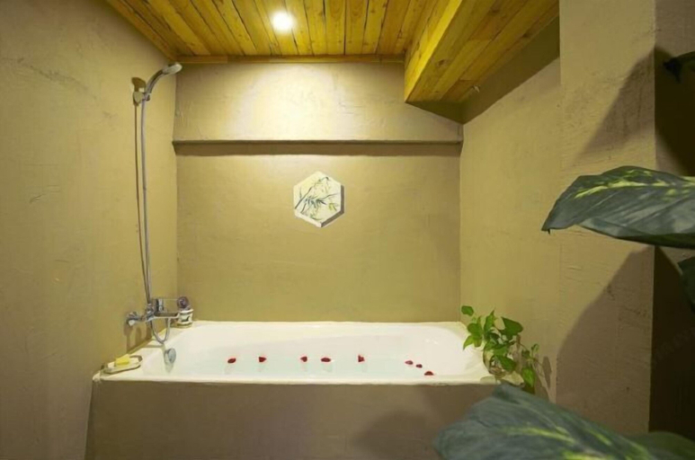 Bathroom 3, Manju Hotel (Kuantang), Jiaxing