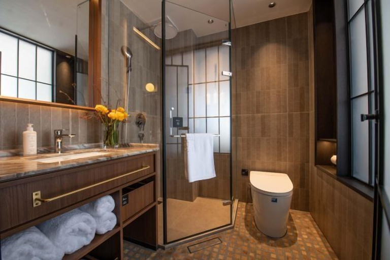 Bathroom 4, Landun Boutique Hotel, Yuxi