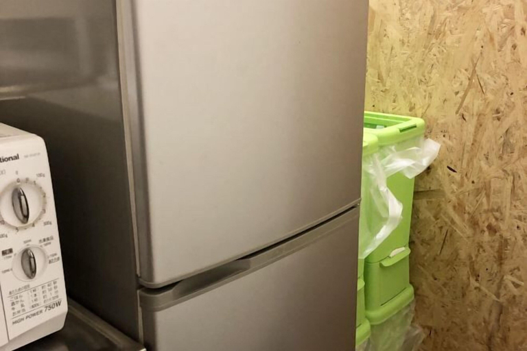 Others 3, spacious room close to JR station Free WIFI parking lot, Ebetsu