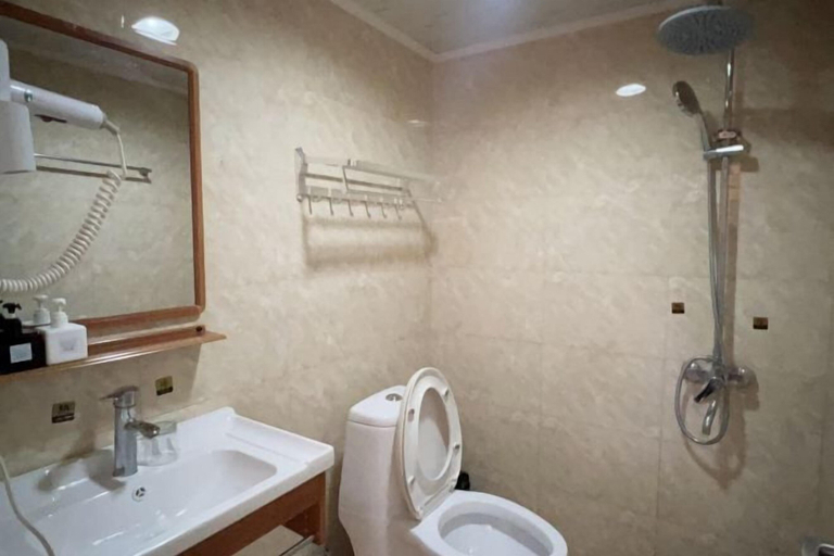 Bathroom 4, fengchaominsu, Leshan