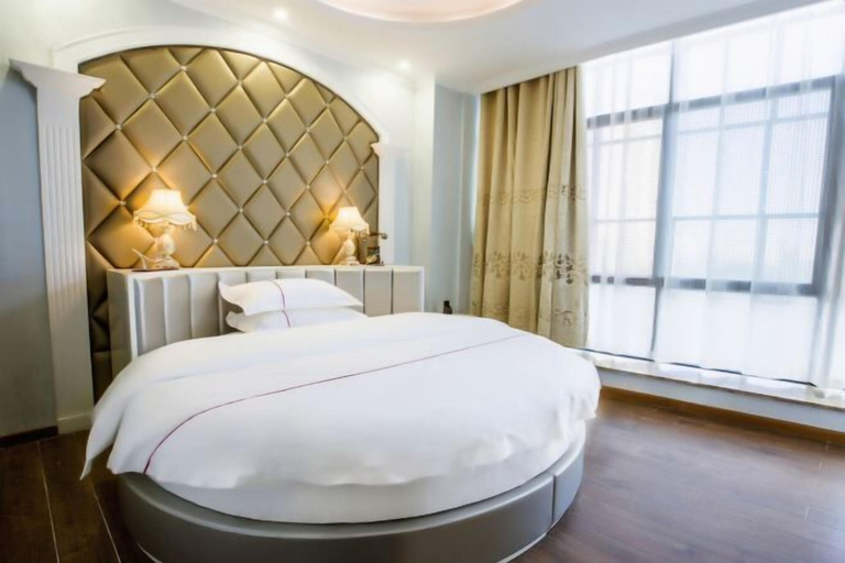 Bedroom 3, Yueyang Qingcheng Theme Hotel, Yueyang