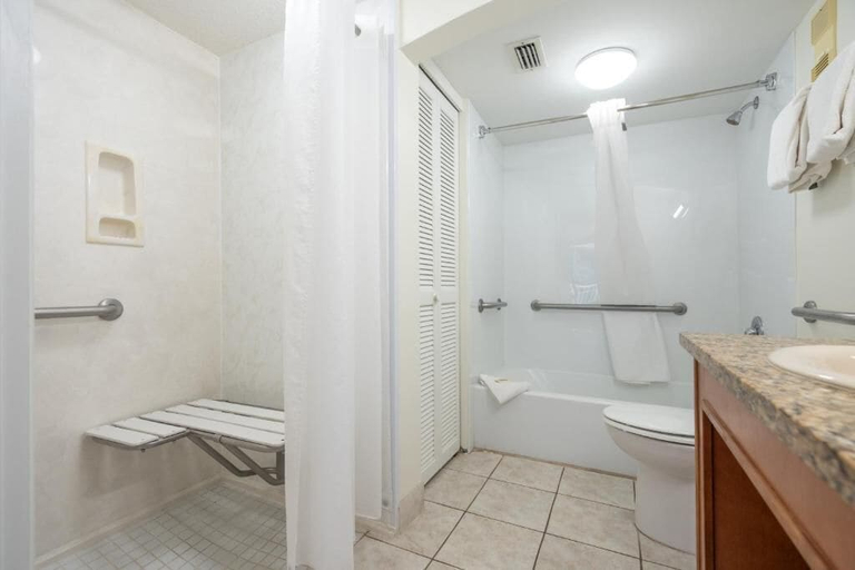Bathroom 3, The Beach Club by Coolvacay, Saint Johns