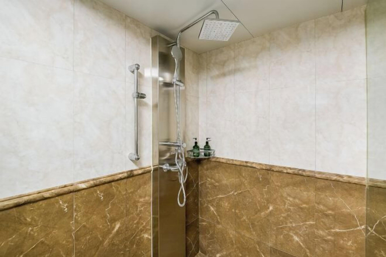 Bathroom 4, The Center Hotel, Yantai