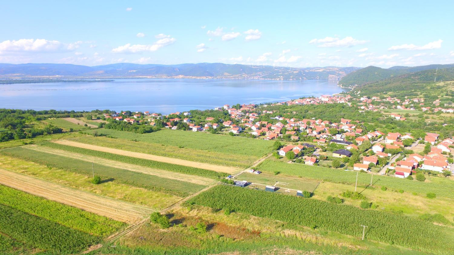 Others 4, Od svitanja do sumraka, Golubac