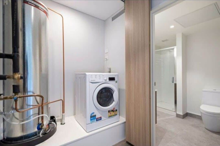 Bathroom 2, Mountain View Exchange, Queenstown-Lakes