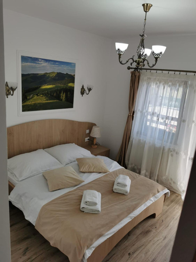 Bedroom 2, Drag de Bucovina, Gura Humorului