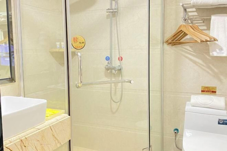 Bathroom 4, Jinbiwan Hotel, Jiangmen