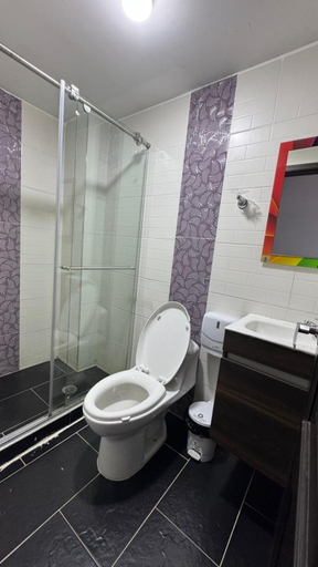 Bathroom 3, Hotel Cacique, Duitama