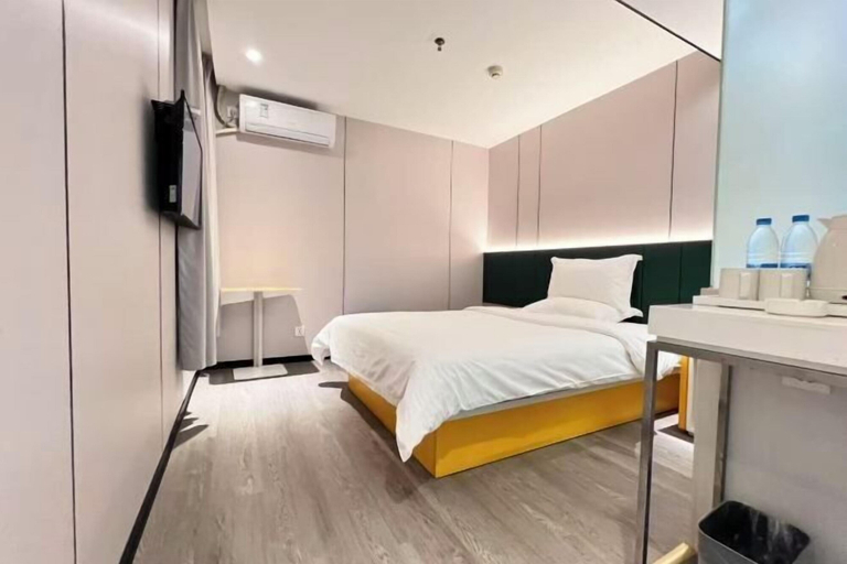 Bedroom 3, JiFeng Hotel (Dehua Cidu Avenue), Quanzhou
